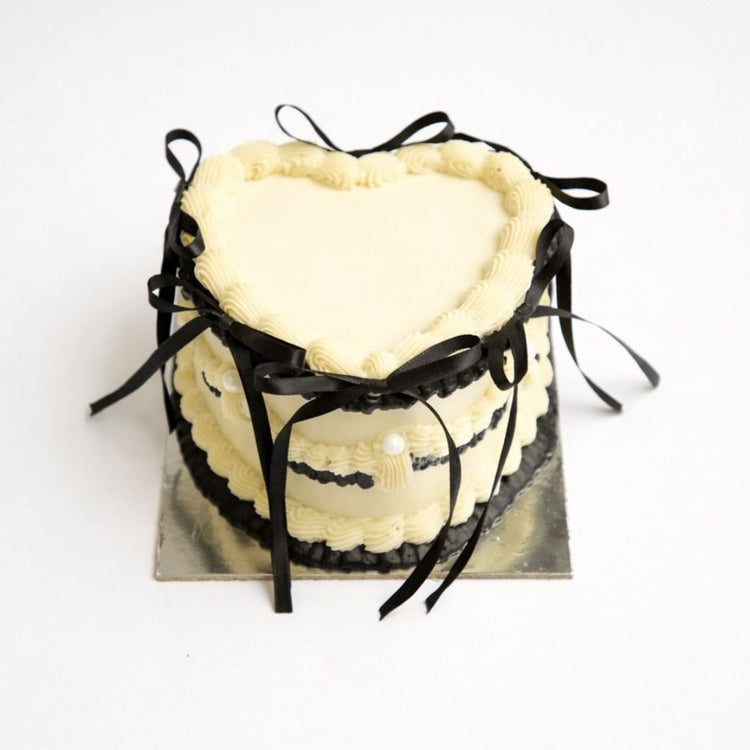 Dog Cake - Vintage Black Frills & Bows