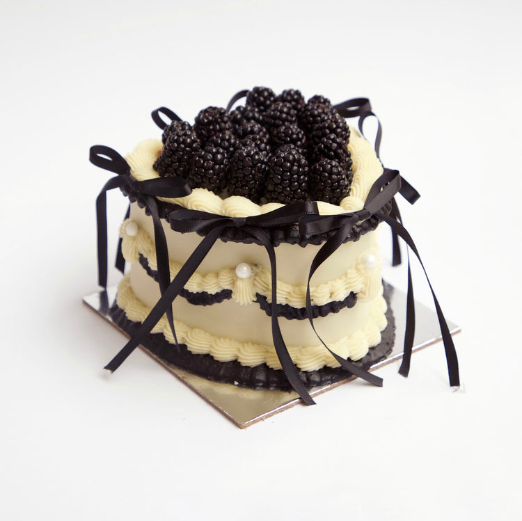 Dog Cake - Vintage Black Frills & Bows Boysenberries