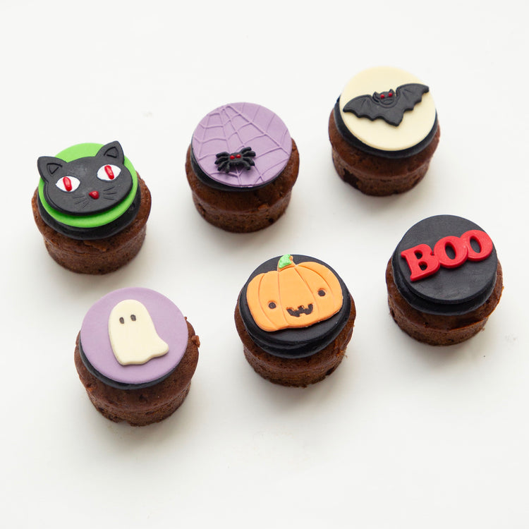 Spooky Dog Halloween Cupcakes