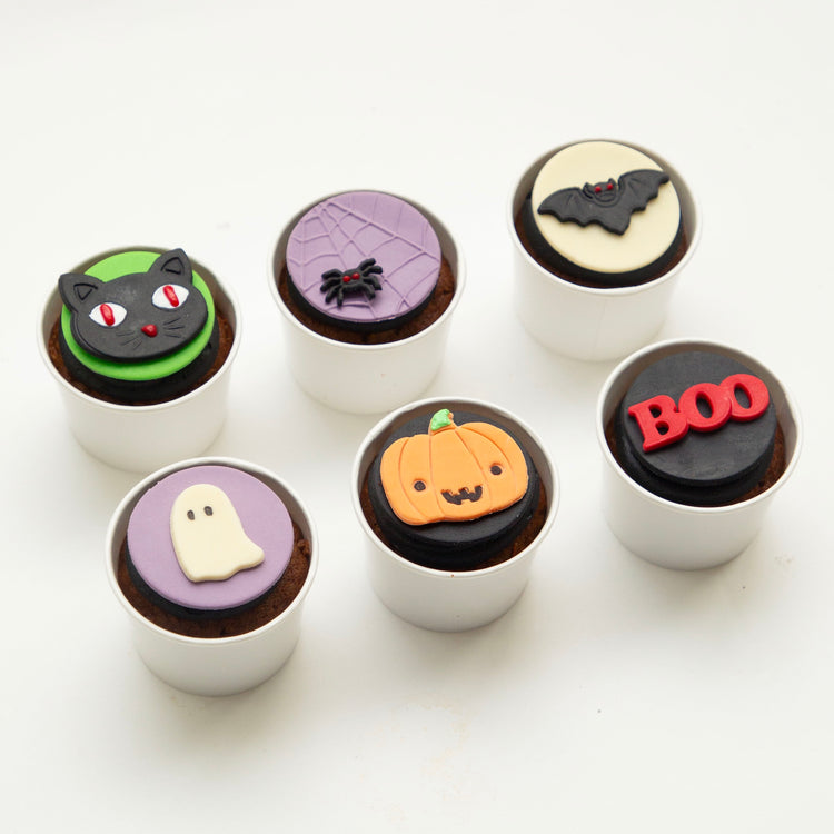 Spooky Dog Halloween Cupcakes